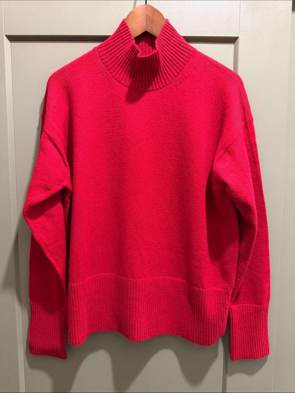 Banana Republic Perfectly Soft Turtleneck Sweater - NWT